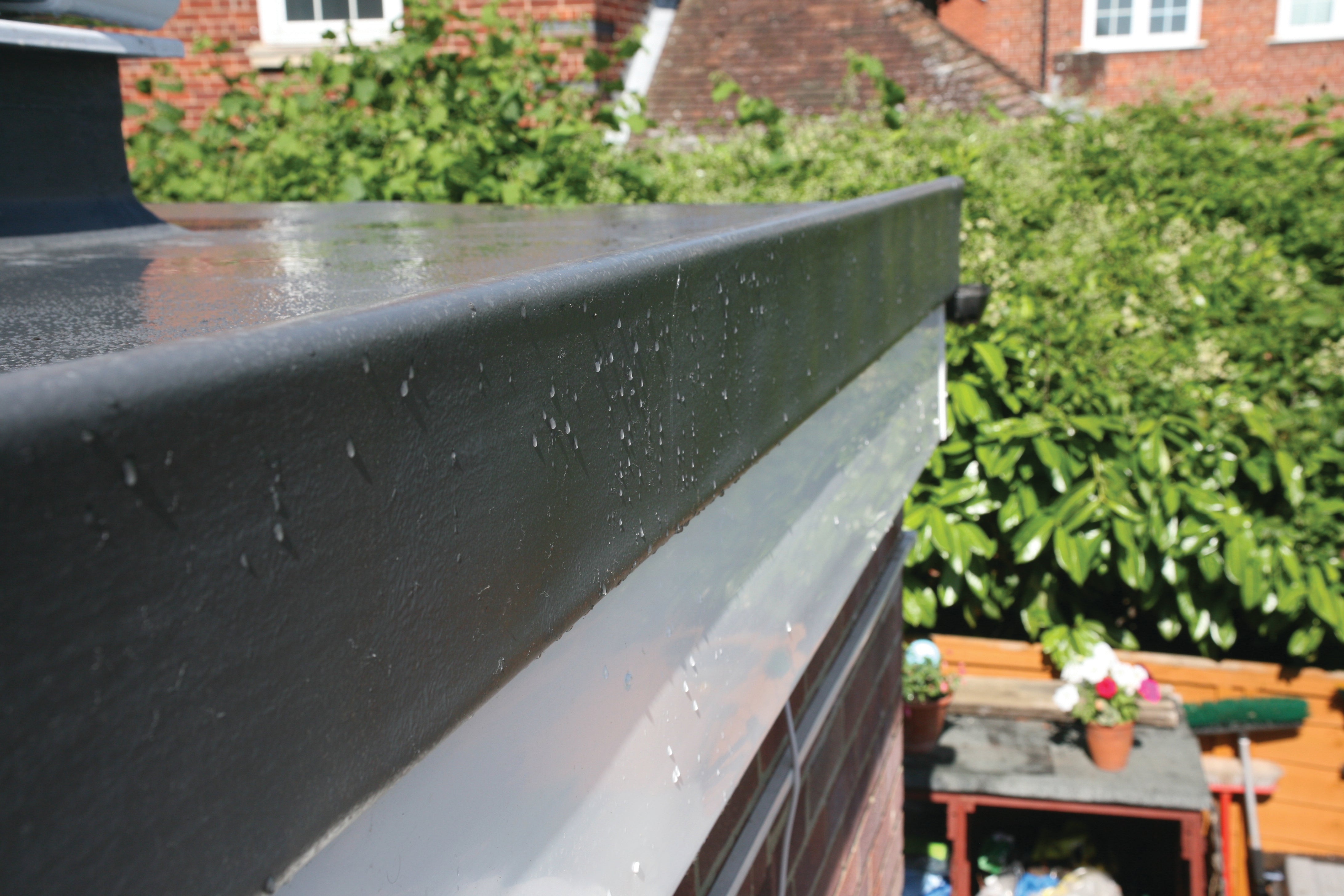 Raised edge B trim profile